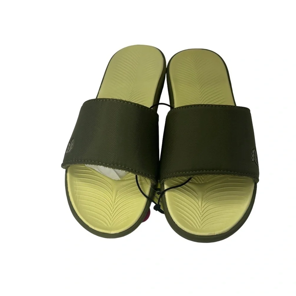 NWT All in Motion Green Slides 5